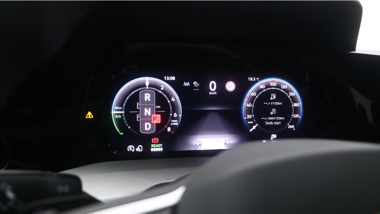 Volkswagen Golf 1.5 eHybrid 204pk DSG Life Edition