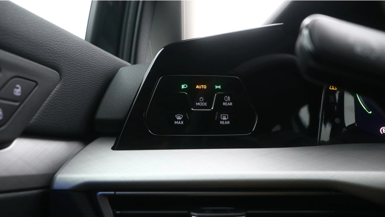 Volkswagen Golf 1.5 eHybrid 204pk DSG Life Edition