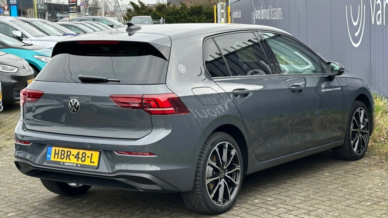 Volkswagen Golf 1.5 eHybrid 204pk DSG Life Edition