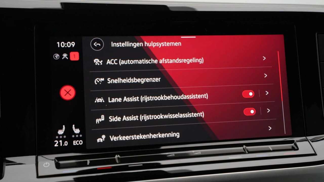 Volkswagen Multivan 1.4 eHybrid 218pk L2H1 Style