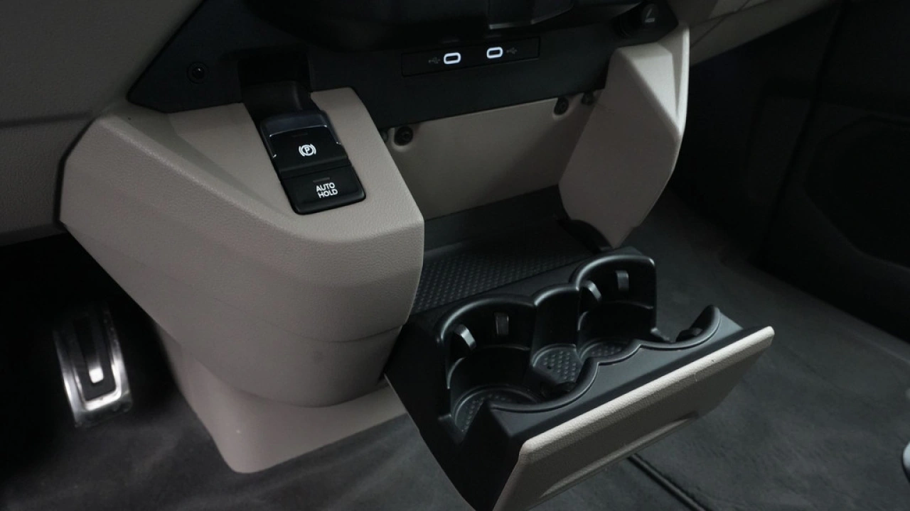 Volkswagen Multivan 1.4 eHybrid 218pk L2H1 Style