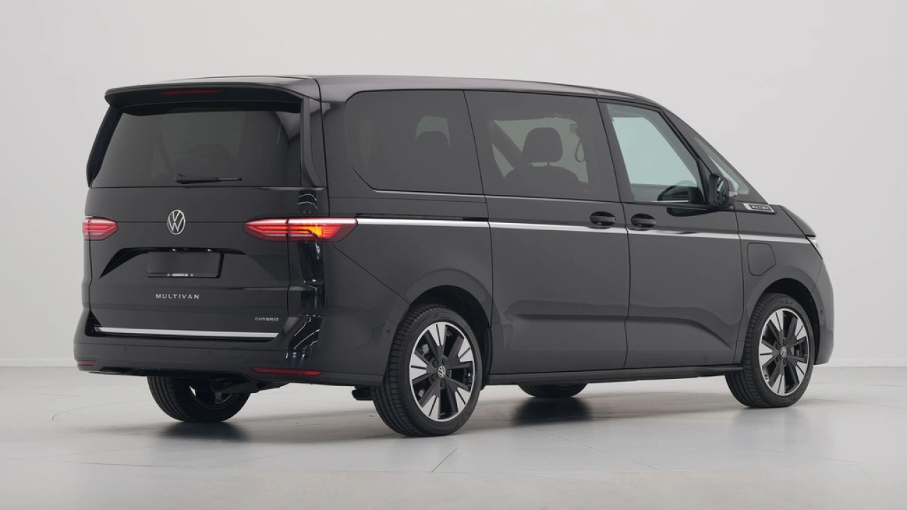Volkswagen Multivan 1.4 eHybrid 218pk L2H1 Style
