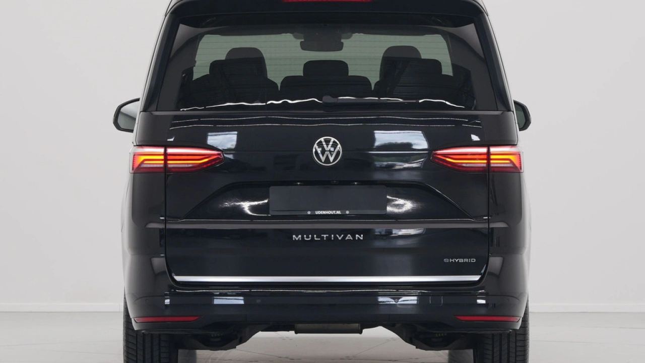 Volkswagen Multivan 1.4 eHybrid 218pk L2H1 Style