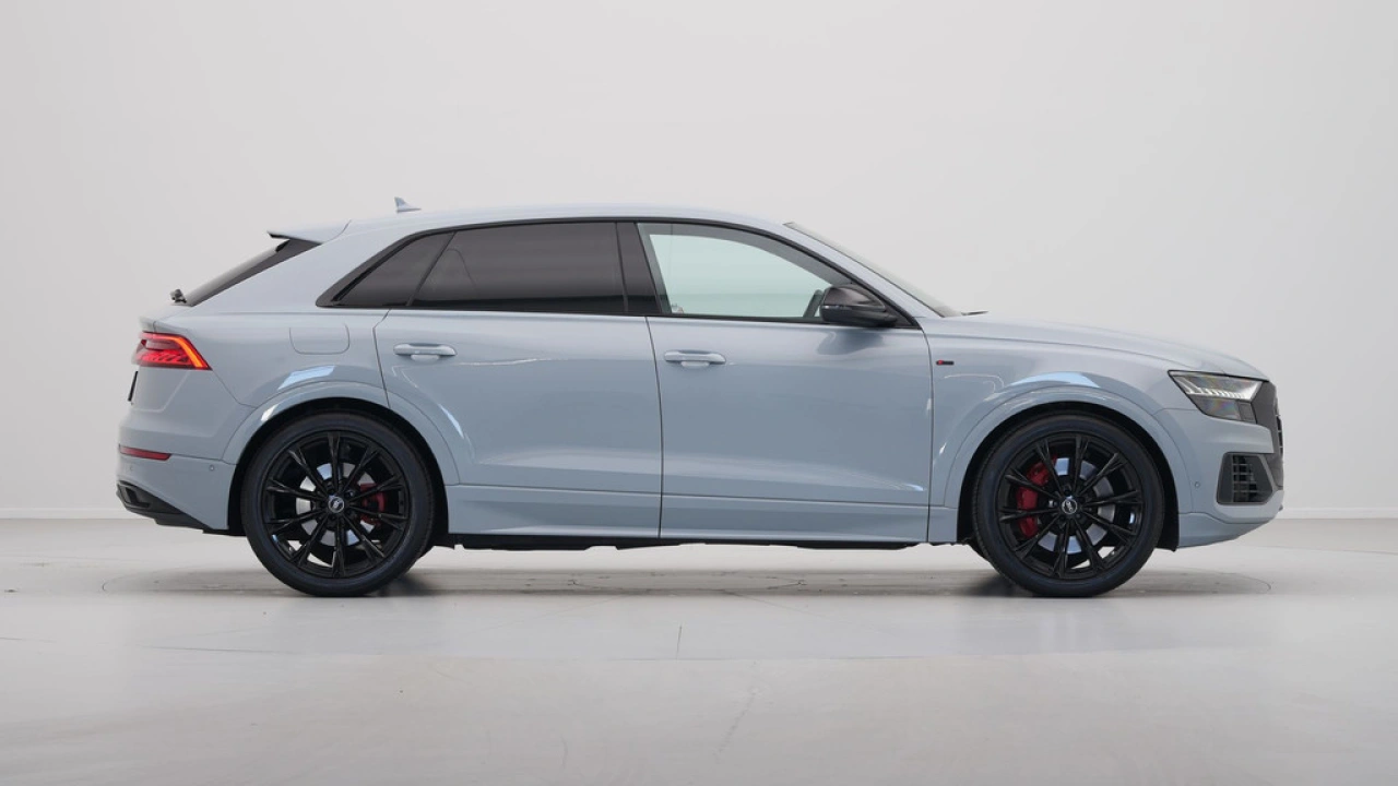 Audi Q8 55 TFSI e 380pk quattro Pro Line S-Line