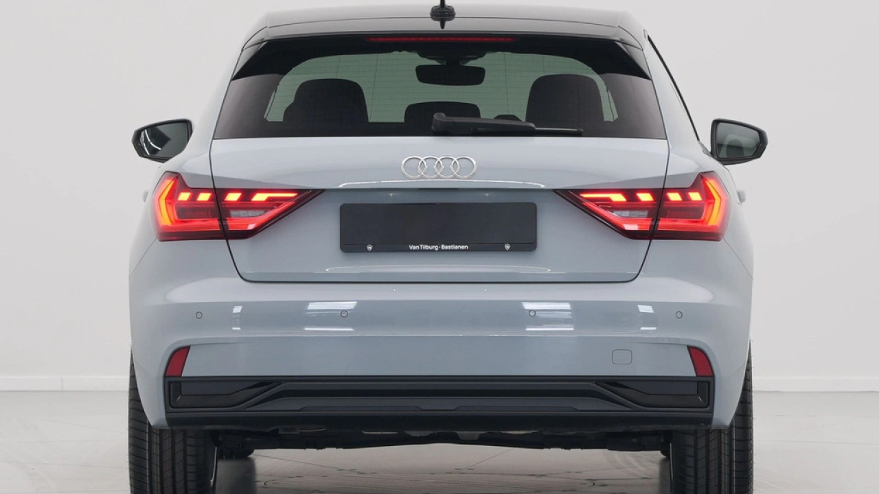 Audi A1 Sportback 25 TFSI 95 pk S-tronic S line edition