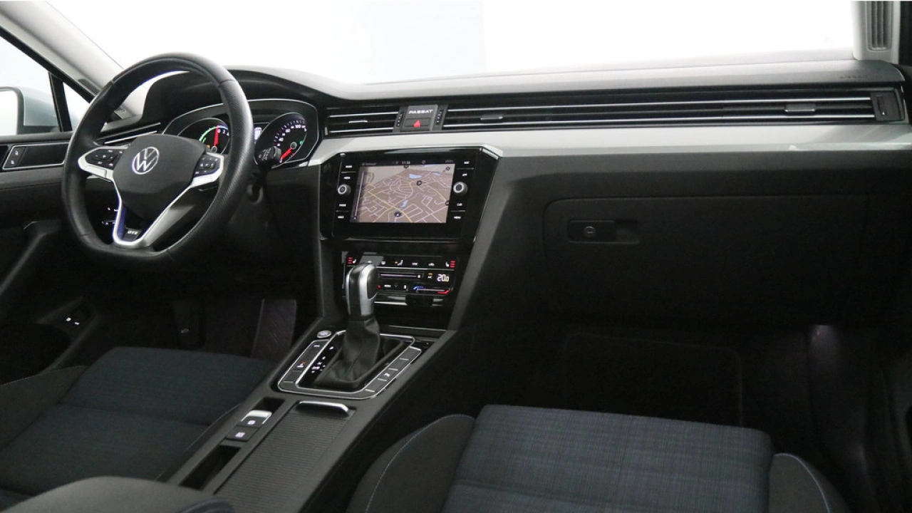 Volkswagen Passat Variant GTE 1.4 TSI eHybrid 218pk PHEV Business