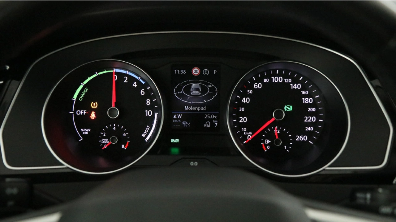 Volkswagen Passat Variant GTE 1.4 TSI eHybrid 218pk PHEV Business