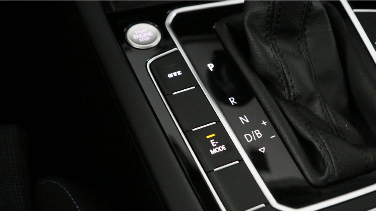 Volkswagen Passat Variant GTE 1.4 TSI eHybrid 218pk PHEV Business
