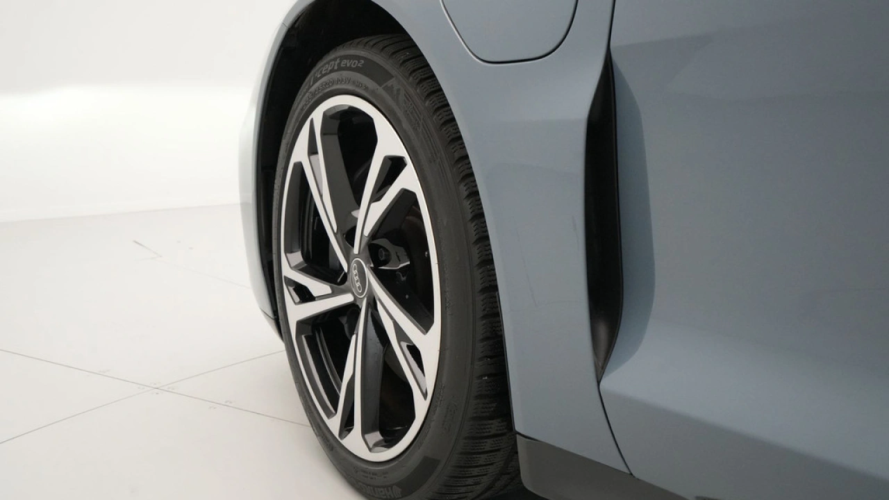 Audi e-tron GT GT 93 kWh