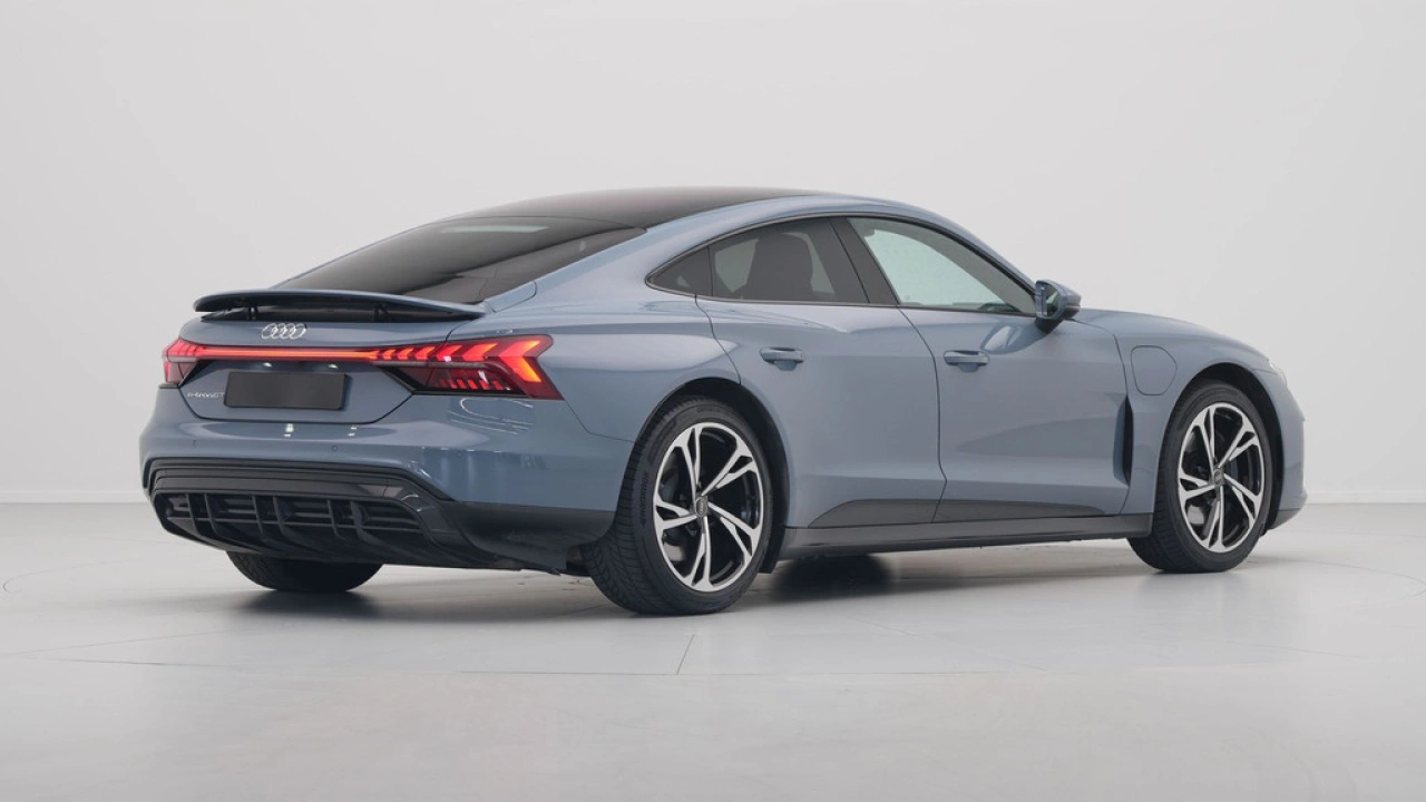 Audi e-tron GT GT 93 kWh