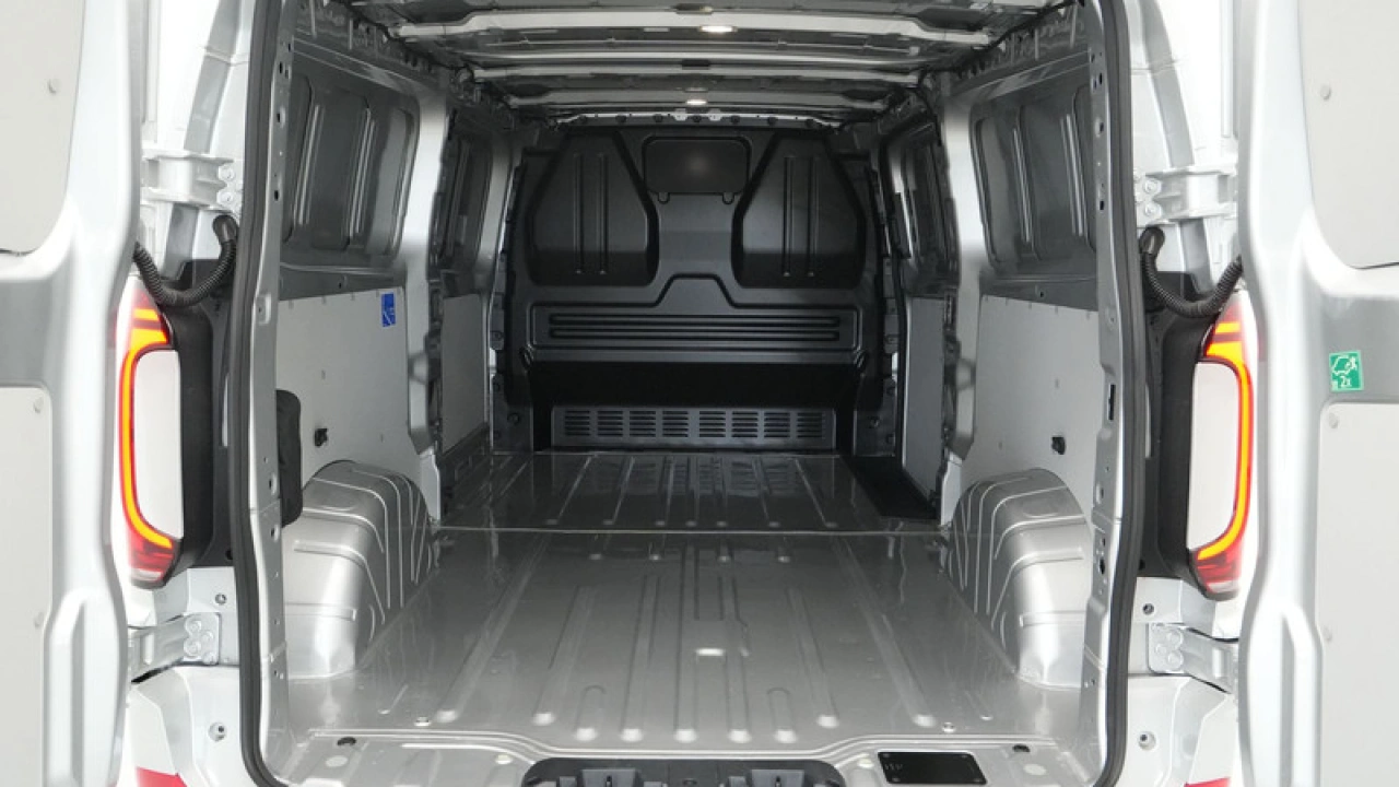 VW Bedrijfswagens Transporter 2.0 TDI 125kW 170PK L2H1 Bulli AUT