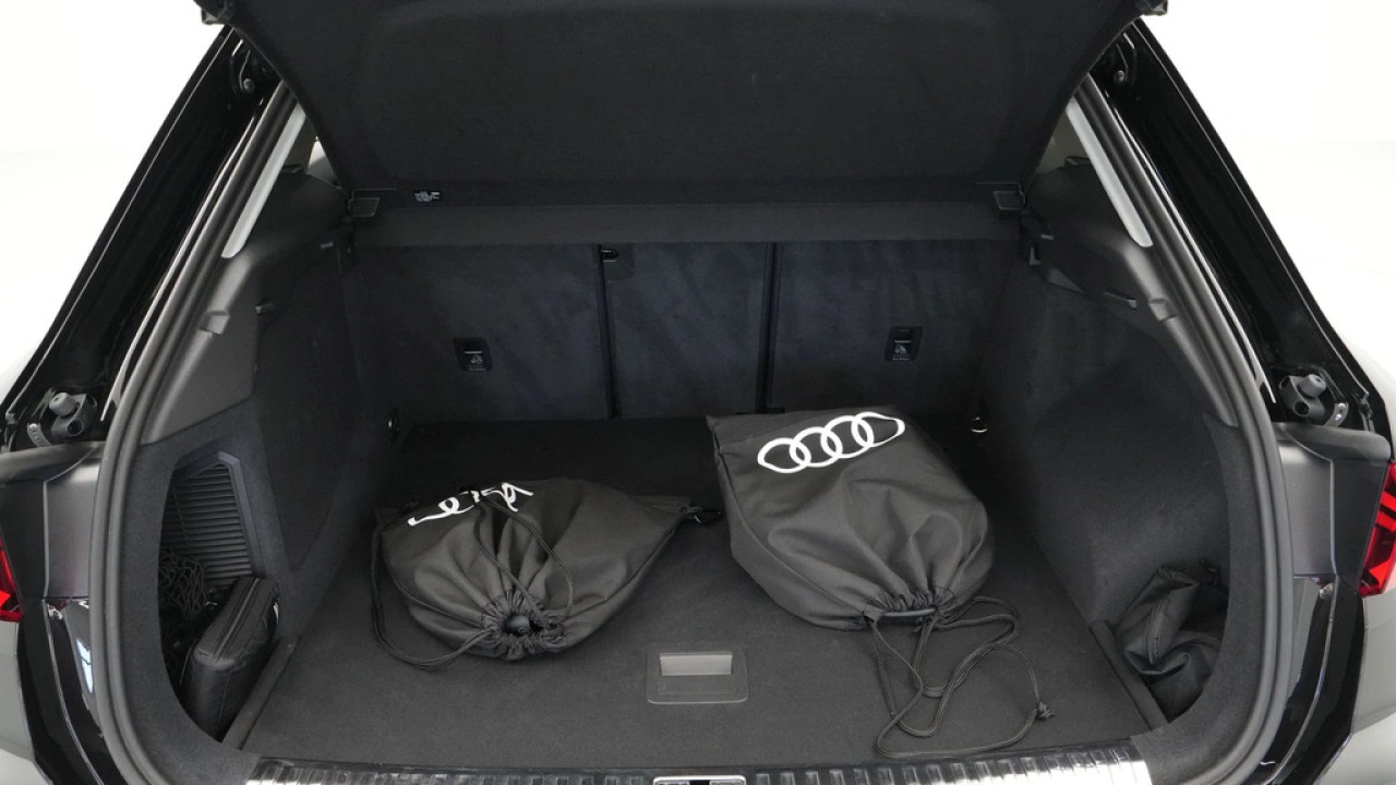 Audi Q3 45 TFSI e 245 pk S line edition