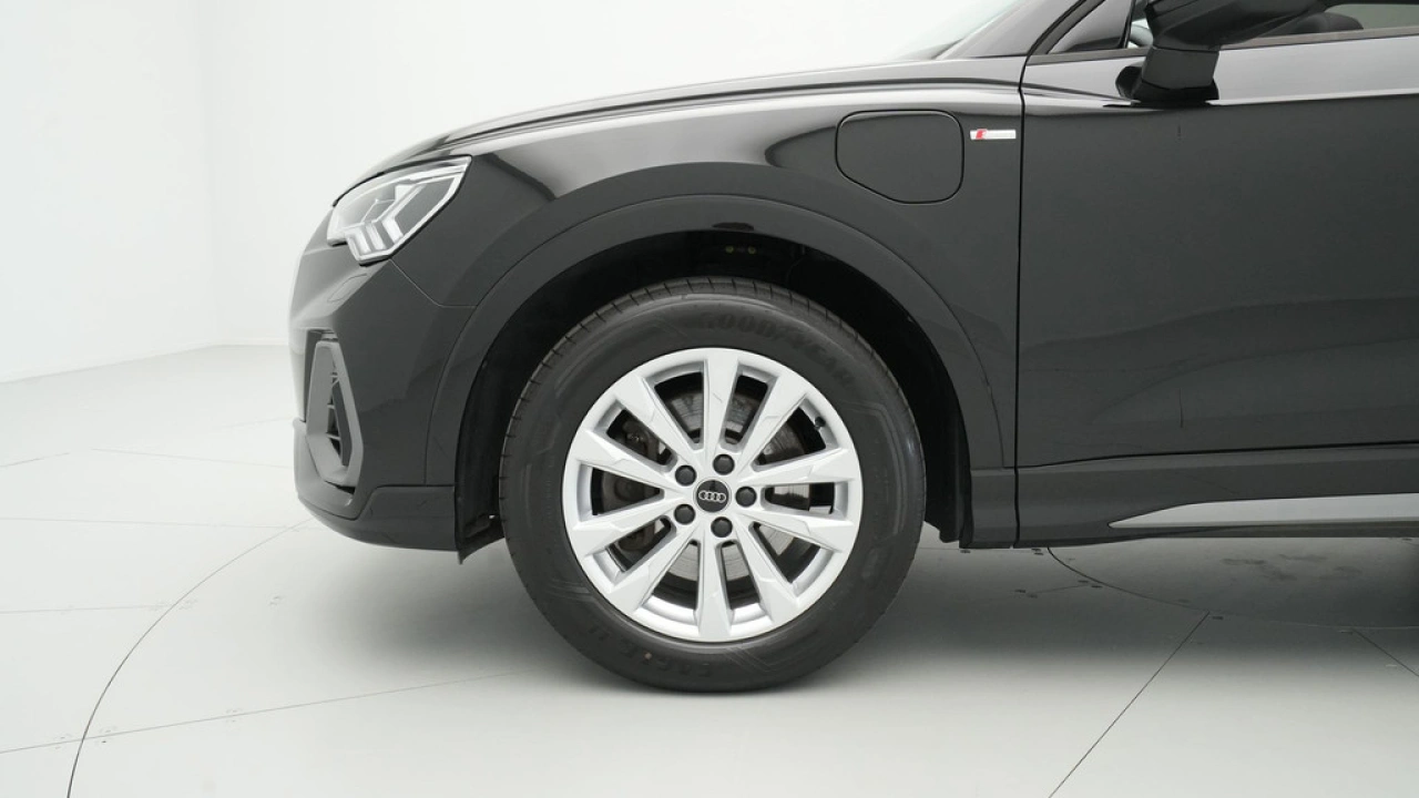 Audi Q3 45 TFSI e 245 pk S line edition