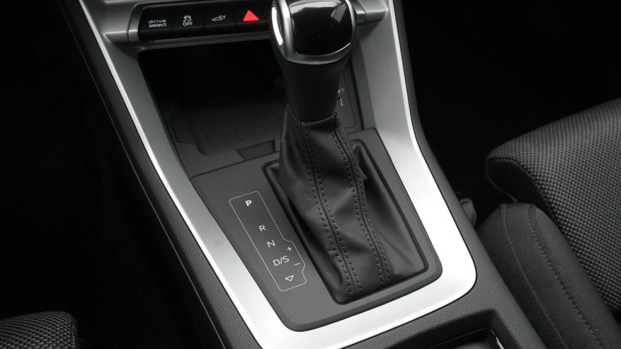 Audi Q3 45 TFSI e 245 pk S line edition