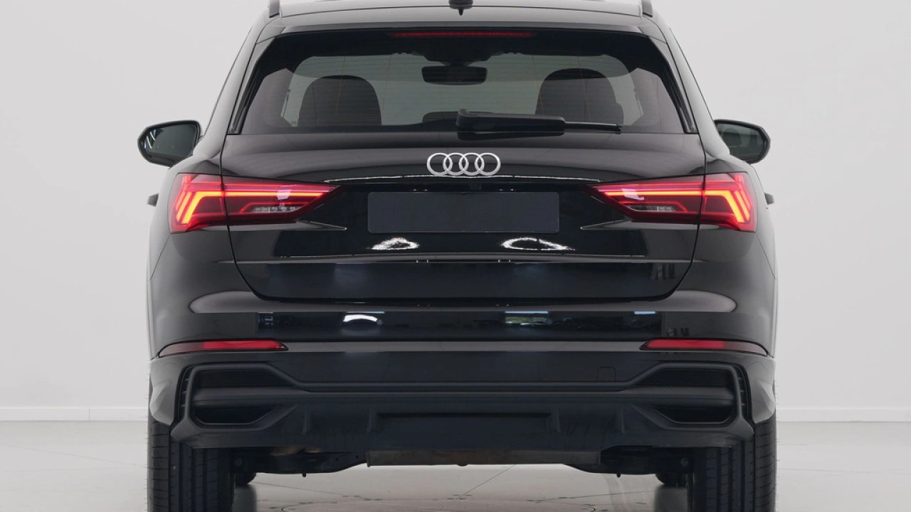 Audi Q3 45 TFSI e 245 pk S line edition