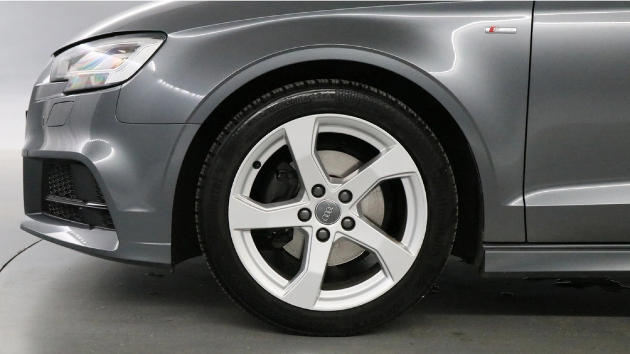 Audi A3 Limousine 35 TFSI 150pk CoD Sport S Line Edition S-Tronic