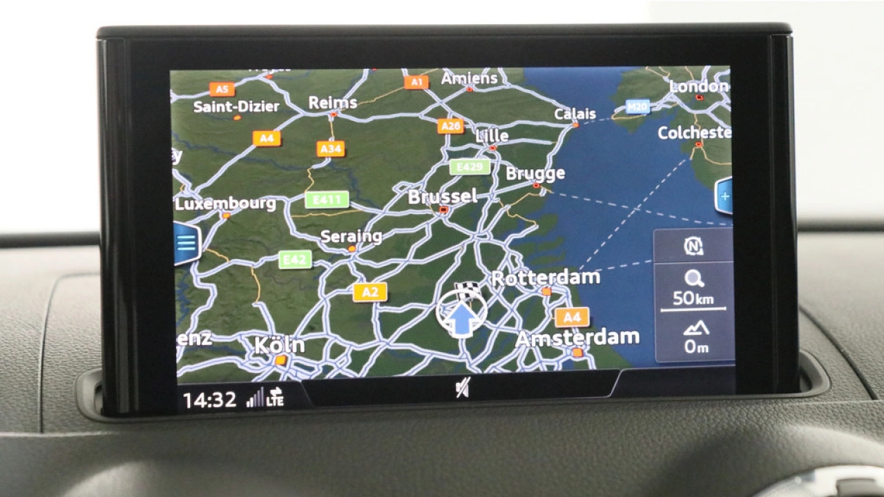 Audi A3 Limousine 35 TFSI 150pk CoD Sport S Line Edition S-Tronic