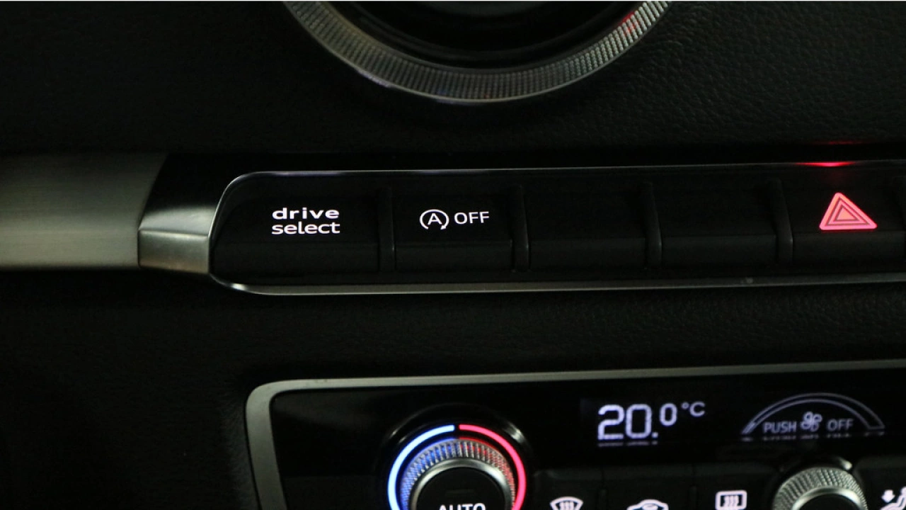 Audi A3 Limousine 35 TFSI 150pk CoD Sport S Line Edition S-Tronic