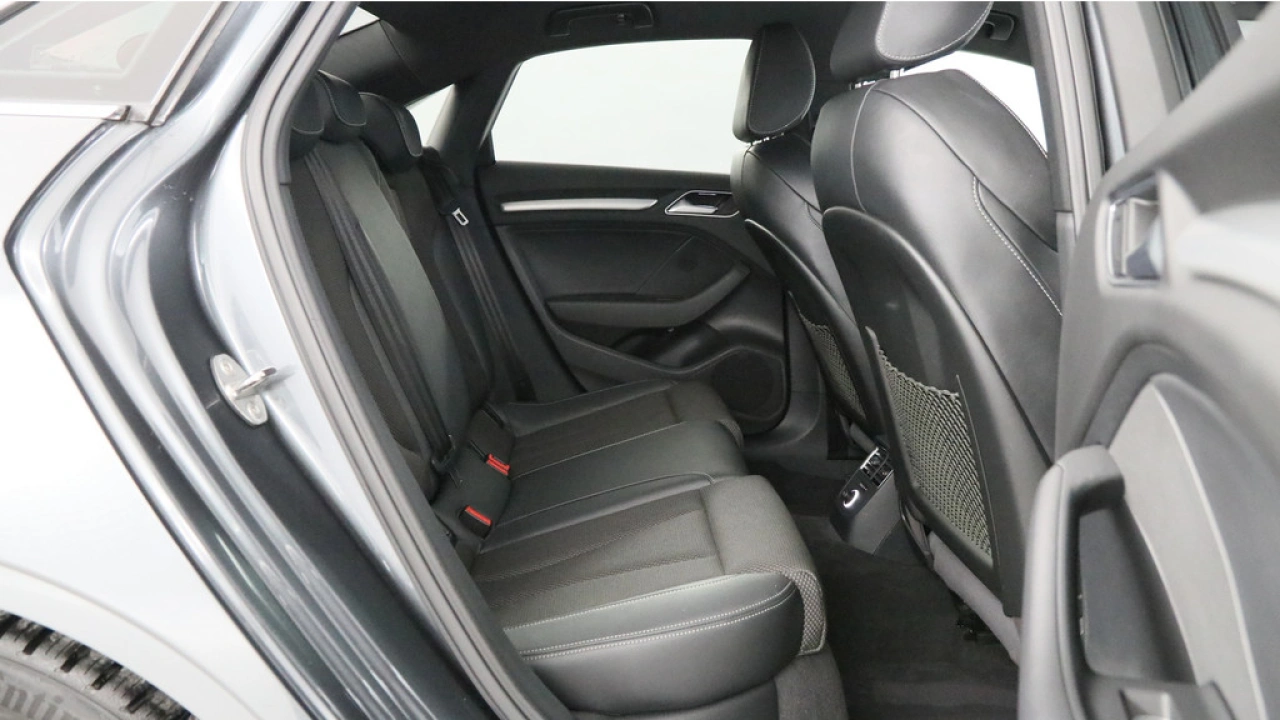 Audi A3 Limousine 35 TFSI 150pk CoD Sport S Line Edition S-Tronic