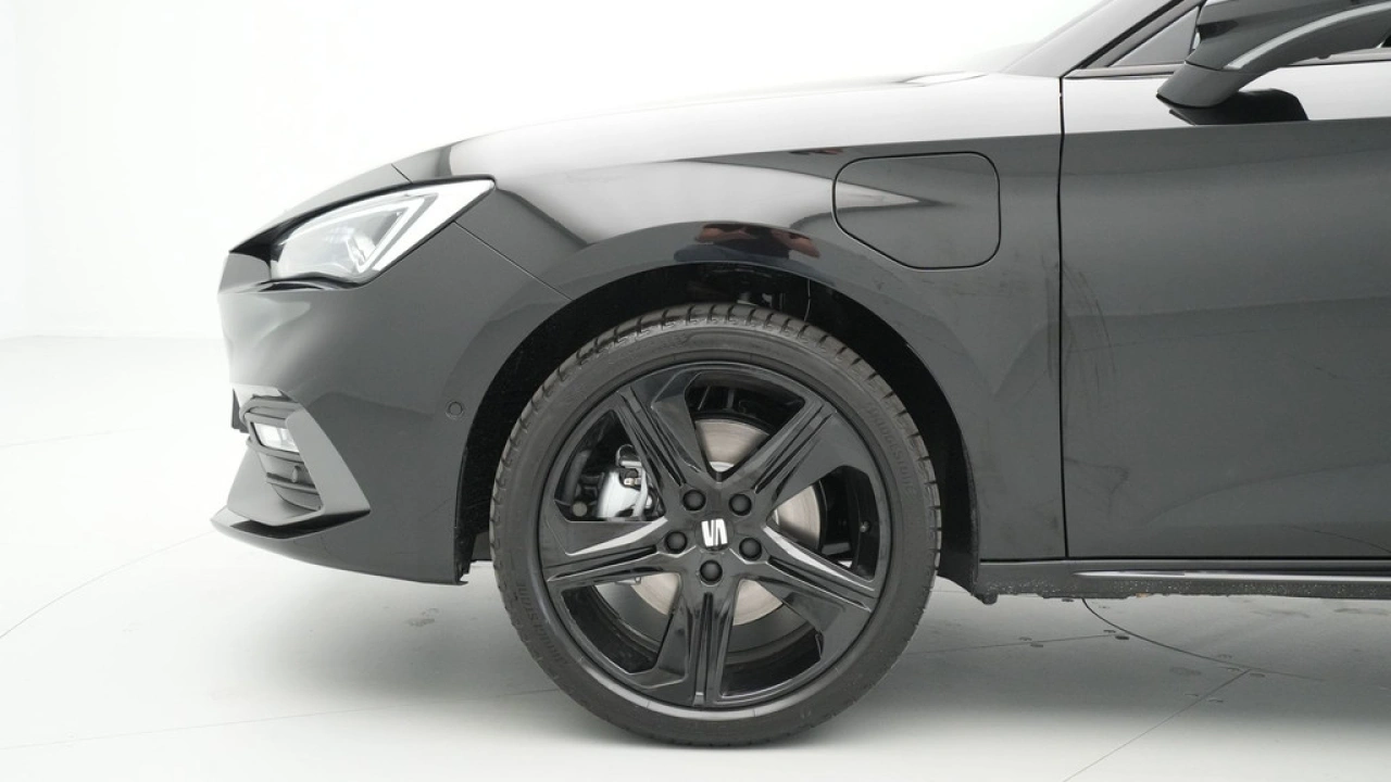 SEAT Leon 1.5 TSI e-Hybrid FR Business