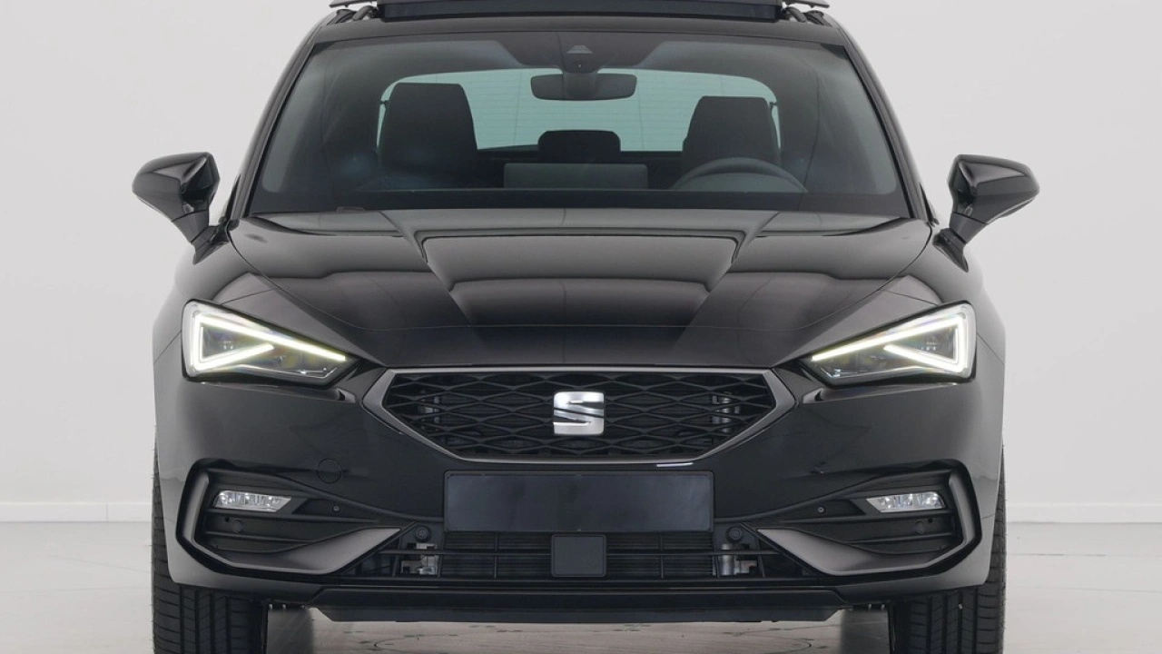 SEAT Leon 1.5 TSI e-Hybrid FR Business