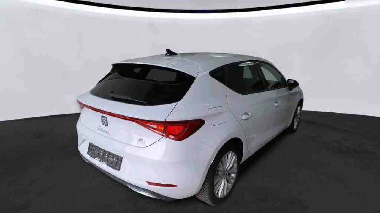 SEAT Leon 1.4 TSI eHybrid 204pk PHEV FR
