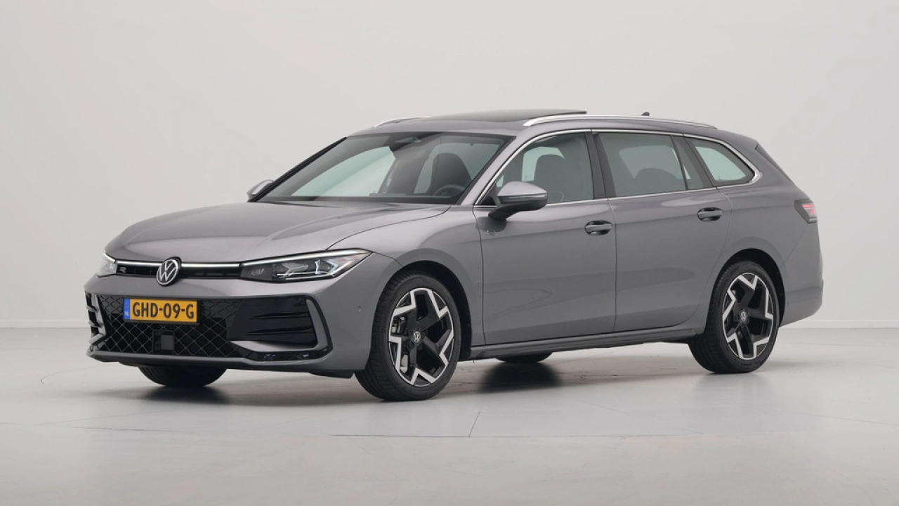 Volkswagen Passat Variant 1.5 eTSI 150pk R-Line Business
