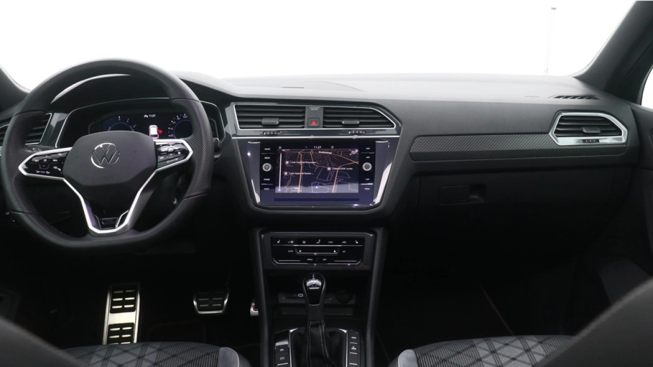 Volkswagen Tiguan 1.4 TSI 245pk DSG eHybrid R-Line Black Style Panoramadak Navigatie