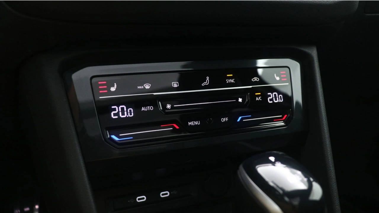 Volkswagen Tiguan 1.4 TSI 245pk DSG eHybrid R-Line Black Style Panoramadak Navigatie