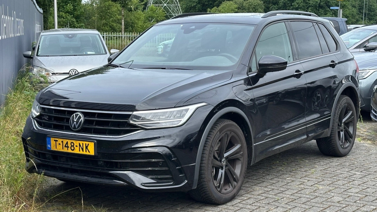 Volkswagen Tiguan 1.4 TSI 245pk DSG eHybrid R-Line Black Style Panoramadak Navigatie