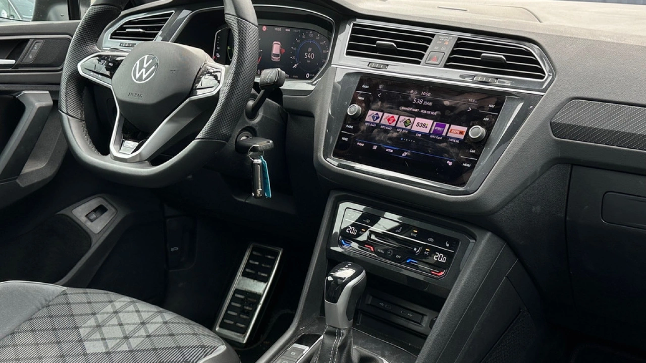 Volkswagen Tiguan 1.4 TSI 245pk DSG eHybrid R-Line Black Style Panoramadak Navigatie