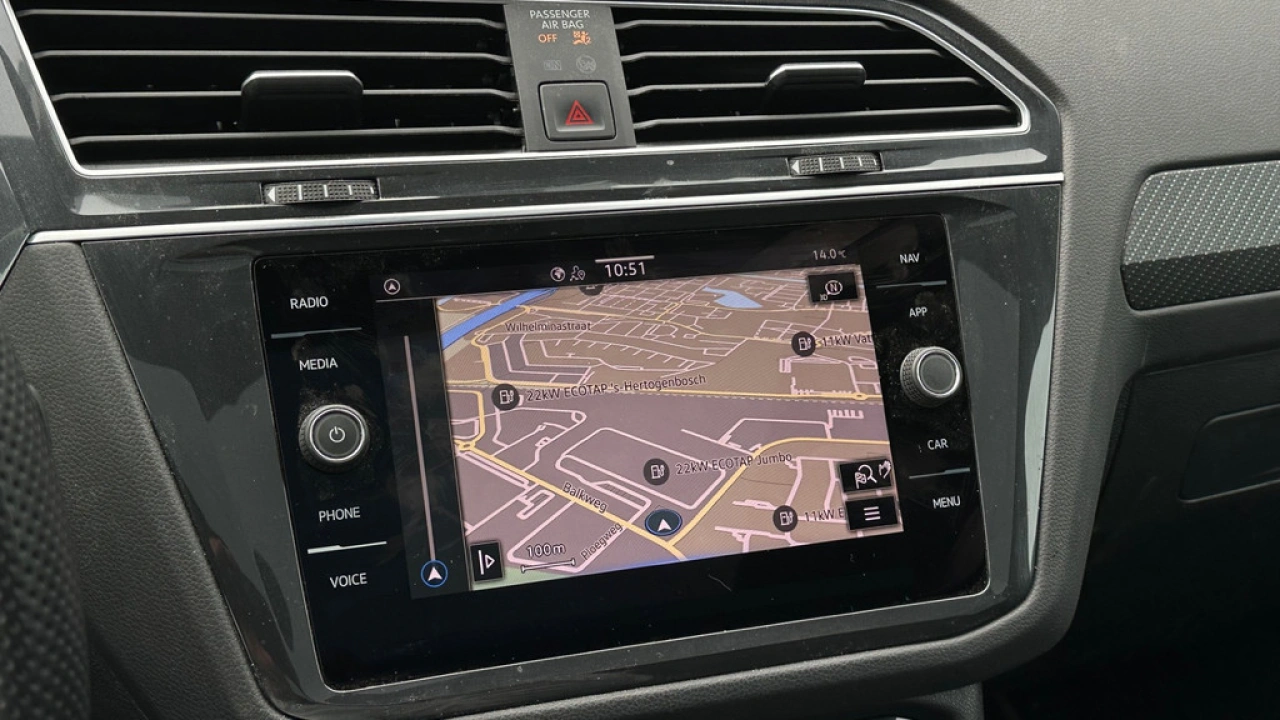 Volkswagen Tiguan 1.4 TSI 245pk DSG eHybrid R-Line Black Style Panoramadak Navigatie