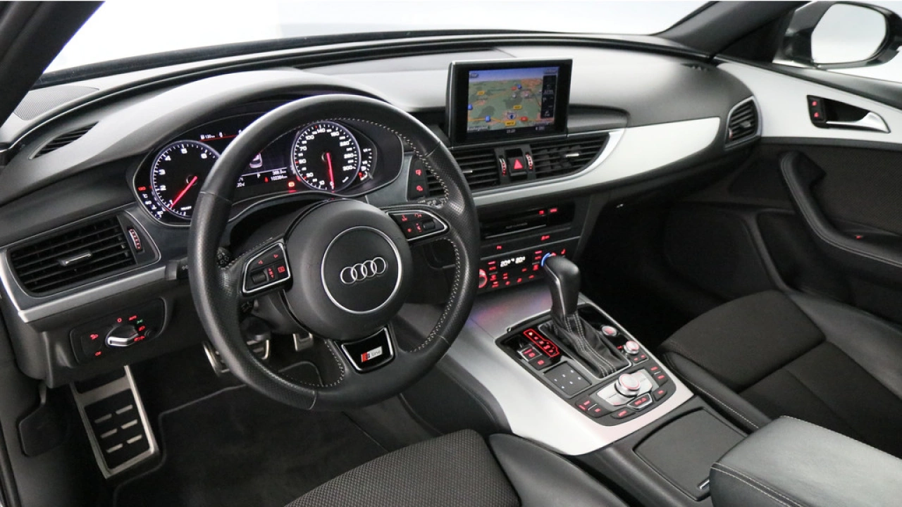 Audi A6 Avant 1.8 TFSI 190pk ultra S line Edition S-Tronic
