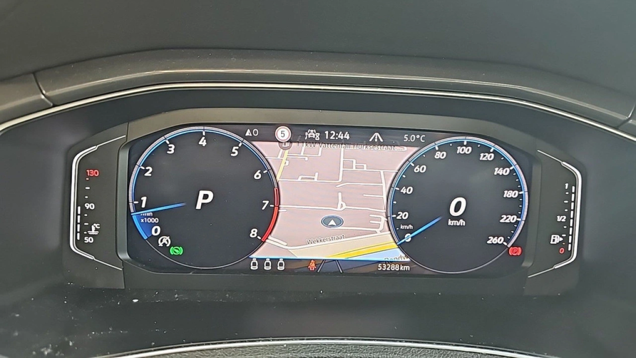 Volkswagen T-Roc 1.5 TSI Automaat Sport | Trekhaak | Elec. klep | 19
