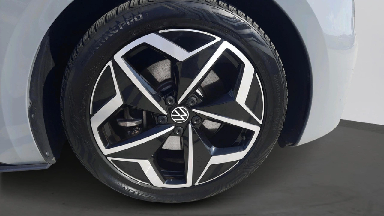 Volkswagen ID.3 First Plus 58 kWh | LED Matrix | 19