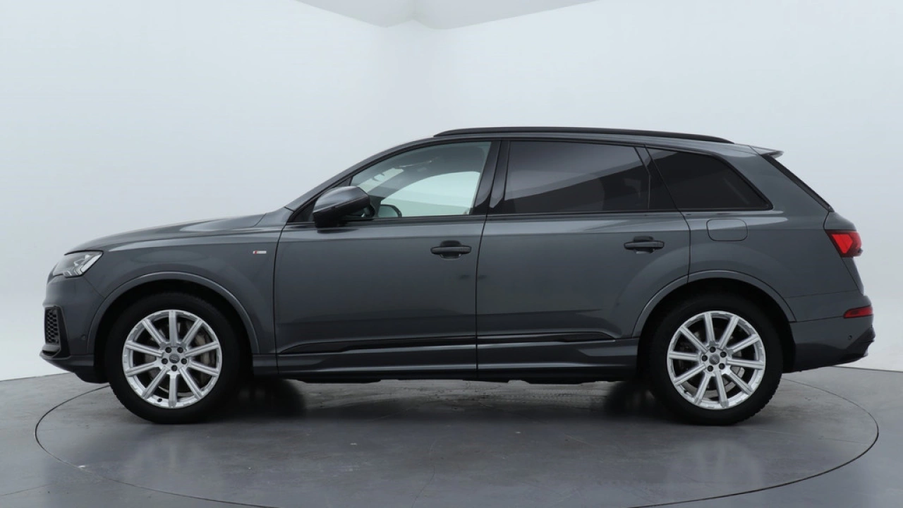 Audi Q7 55 TFSI e quattro Pro Line Plus | Trekhaak | Stoelventilatie | HUD |