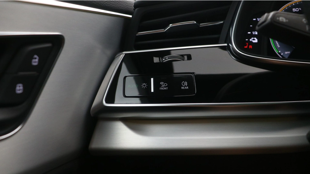 Audi Q7 55 TFSI e quattro Pro Line Plus | Trekhaak | Stoelventilatie | HUD |