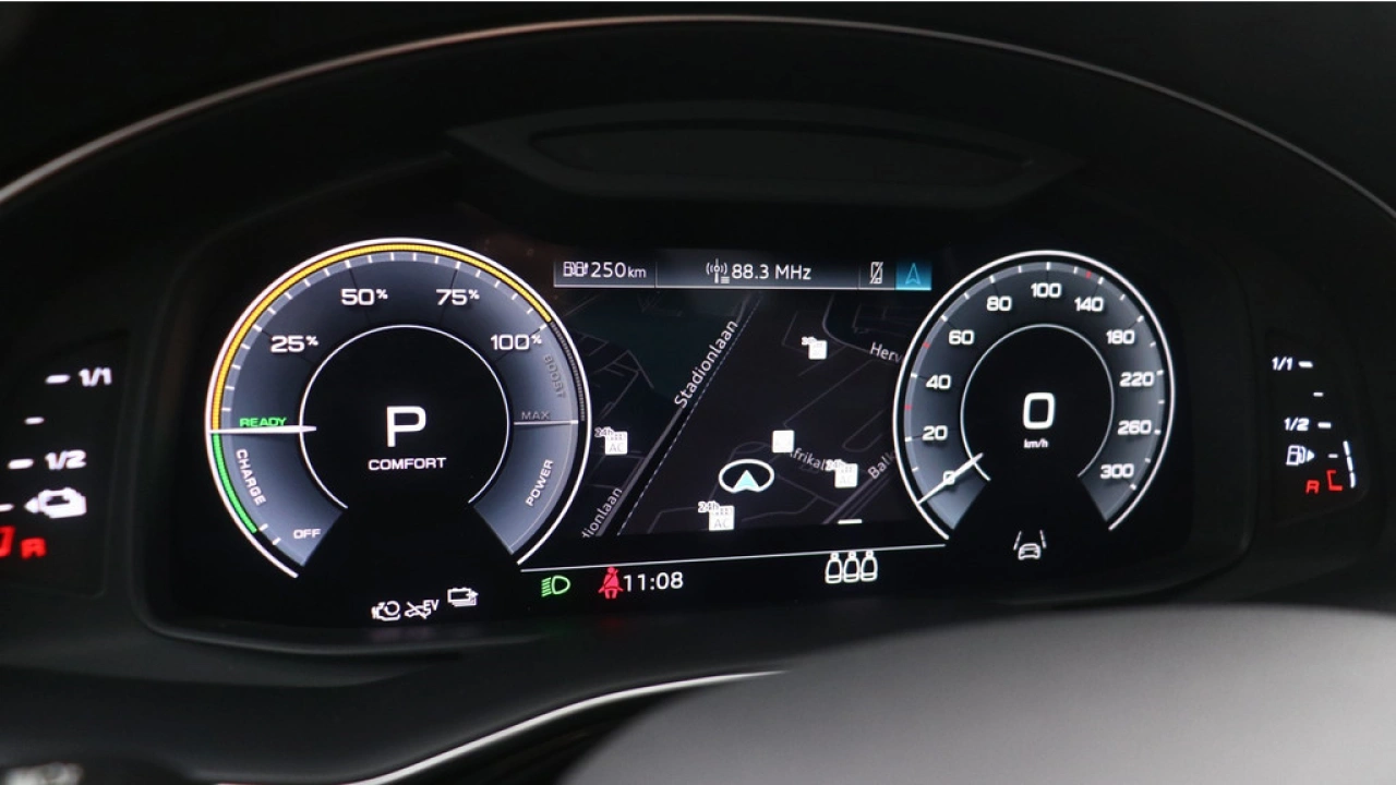 Audi Q7 55 TFSI e quattro Pro Line Plus | Trekhaak | Stoelventilatie | HUD |
