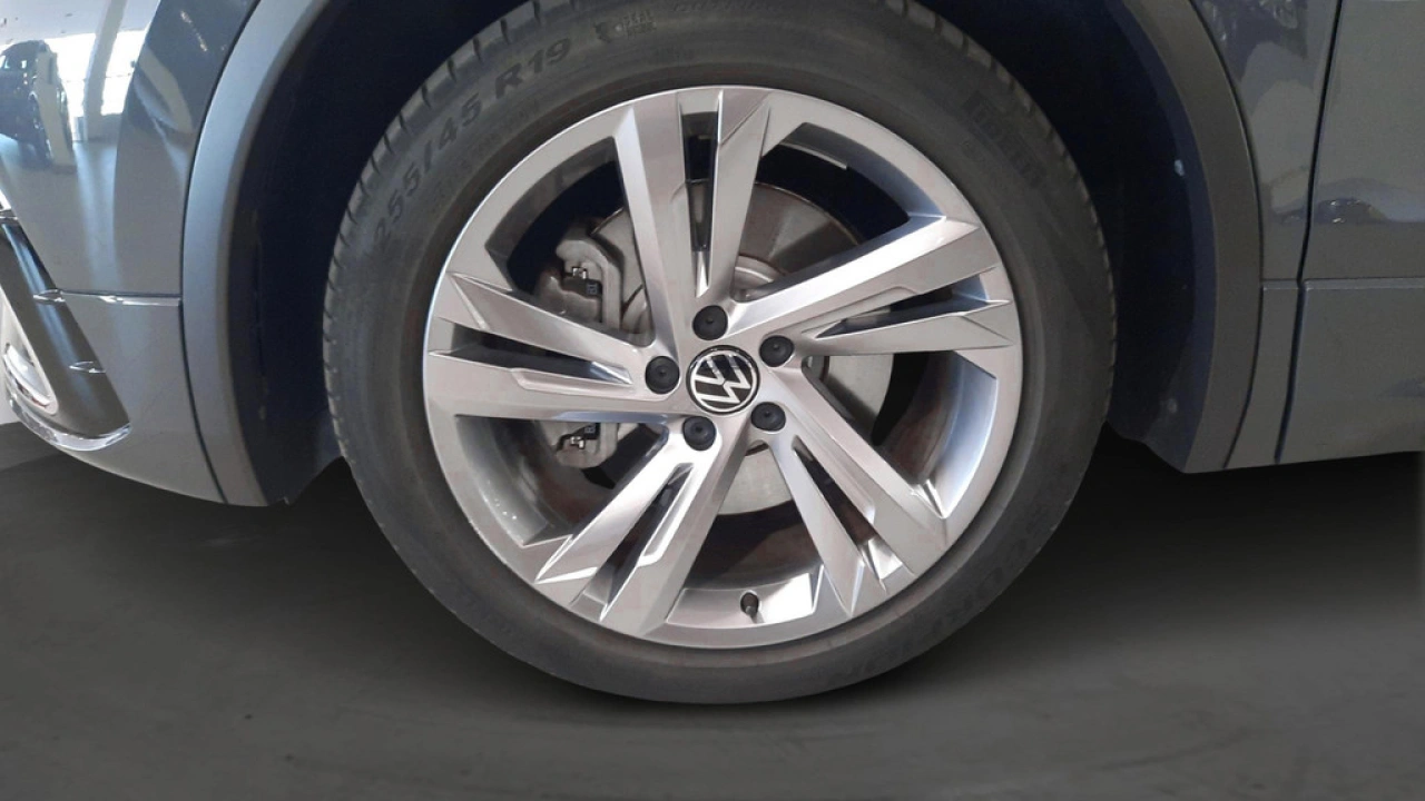 Volkswagen Tiguan 1.4 TSI eHybrid R-Line Business+ | Panoramadak |