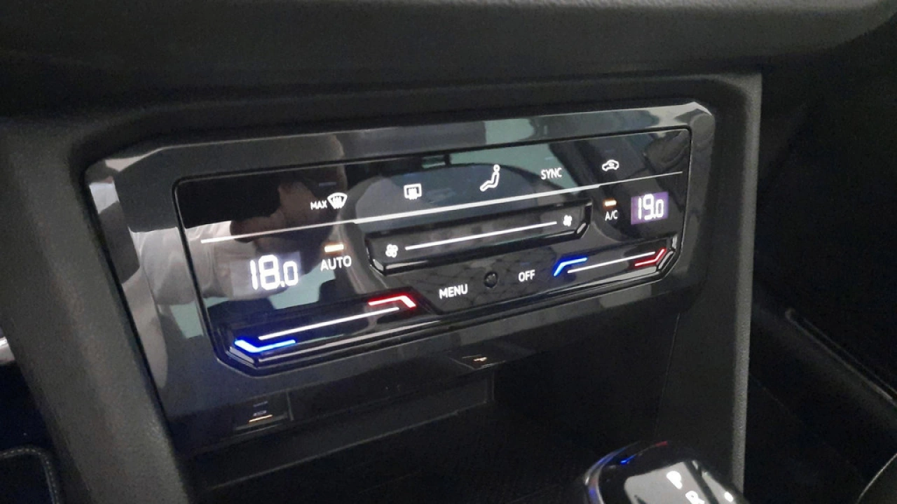 Volkswagen Tiguan 1.4 TSI eHybrid R-Line Business+ | Panoramadak |