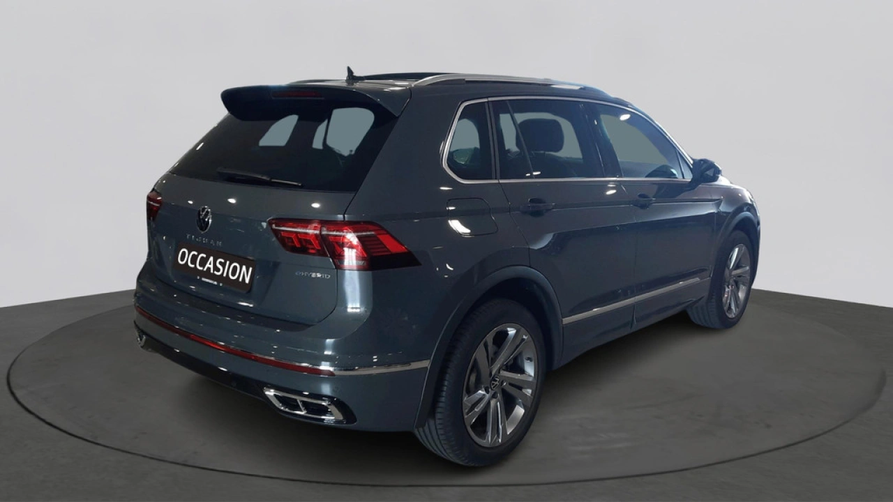 Volkswagen Tiguan 1.4 TSI eHybrid R-Line Business+ | Panoramadak |