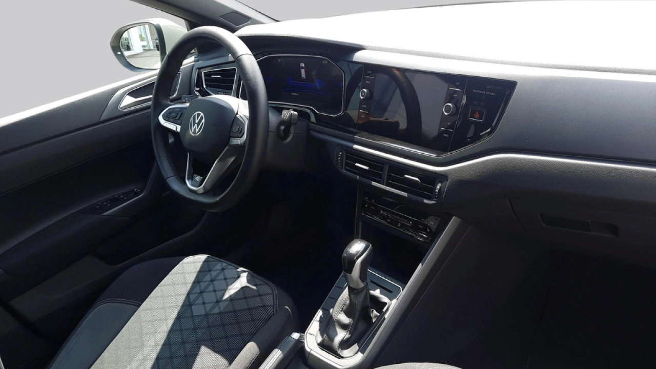 Volkswagen Taigo 1.0 TSI R-Line | Multimedia Pakket | Comfort Pakket | 18
