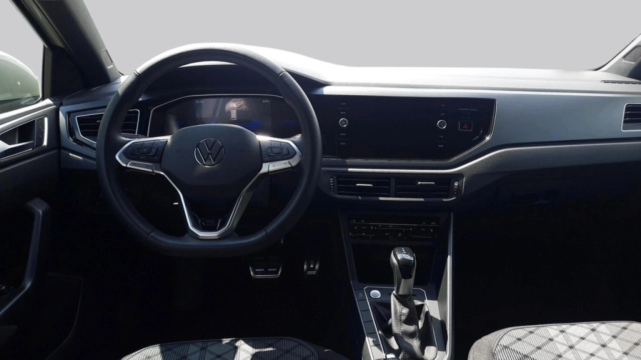 Volkswagen Taigo 1.0 TSI R-Line | Multimedia Pakket | Comfort Pakket | 18