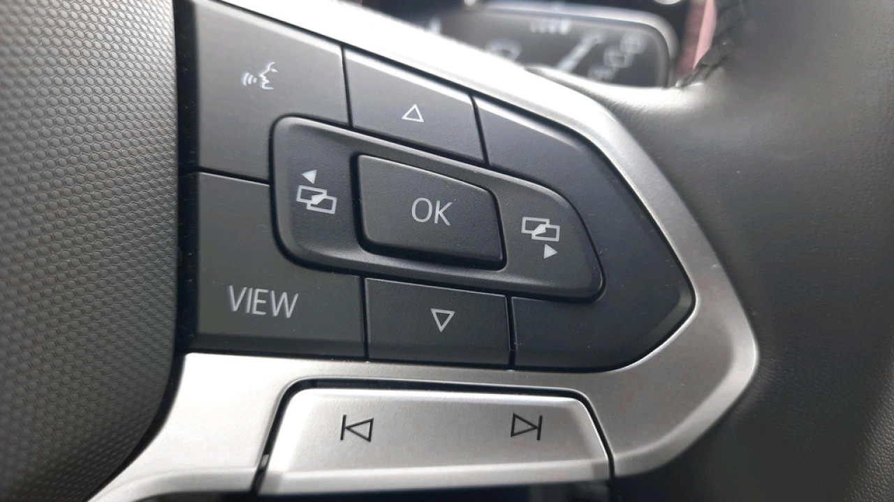 Volkswagen Taigo 1.0 TSI R-Line | Multimedia Pakket | Comfort Pakket | 18