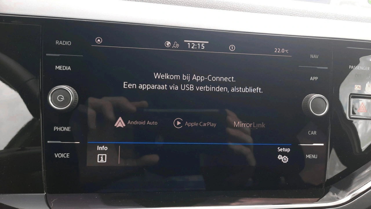Volkswagen Taigo 1.0 TSI R-Line | Multimedia Pakket | Comfort Pakket | 18