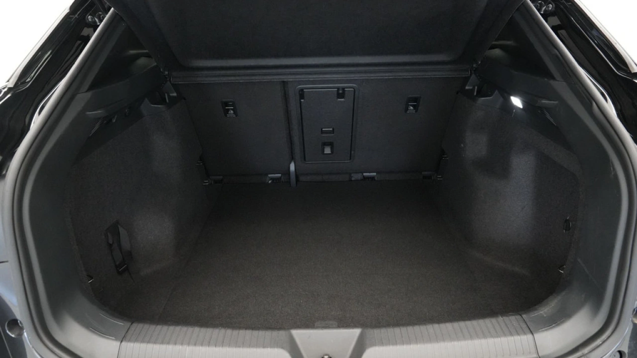 Volkswagen ID.4 First 77 kWh 204pk