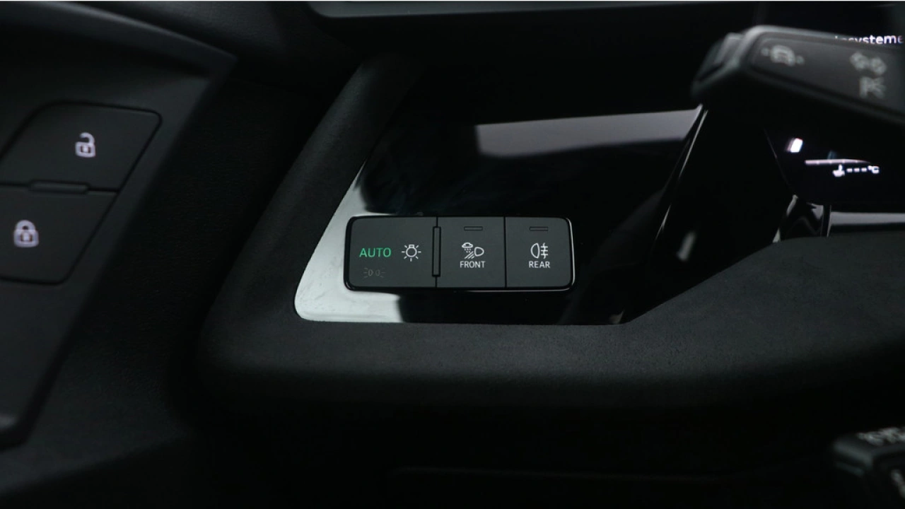 Audi S3 Sportback 2.0 TSFI quattro 334pk | Panoramadak | Sonos | Performance-uitlaat titaan |