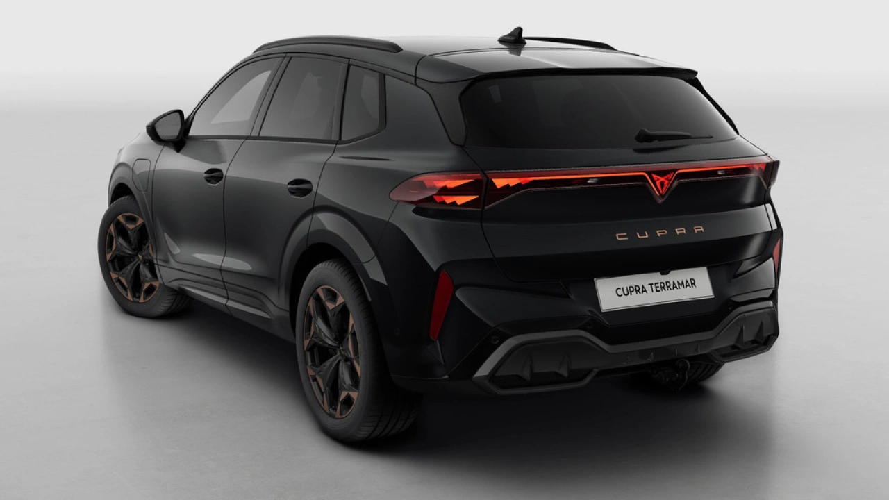CUPRA Terramar 1.5 TSI e-Hybrid 272 6DSG VZ Performance