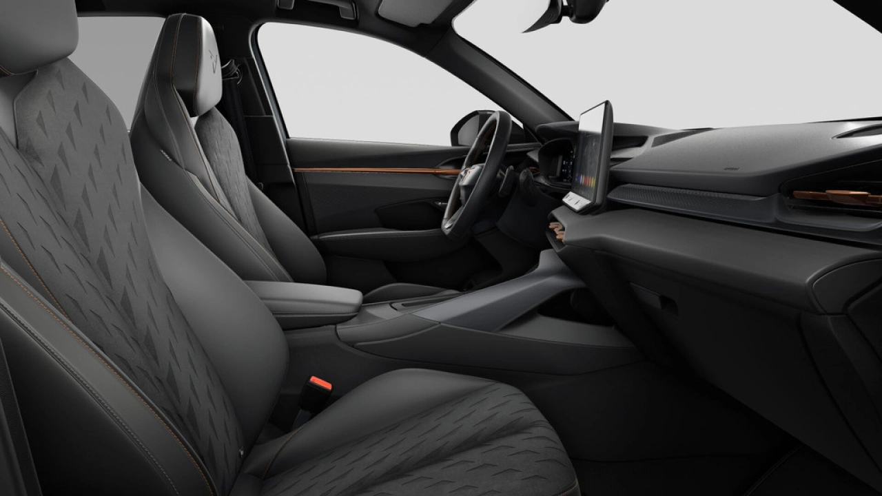 CUPRA Terramar 1.5 TSI e-Hybrid 204 6DSG Business