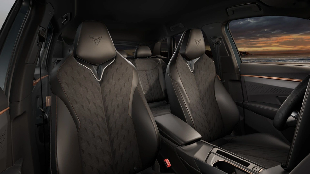 CUPRA Terramar 1.5 TSI e-Hybrid 204 6DSG Business